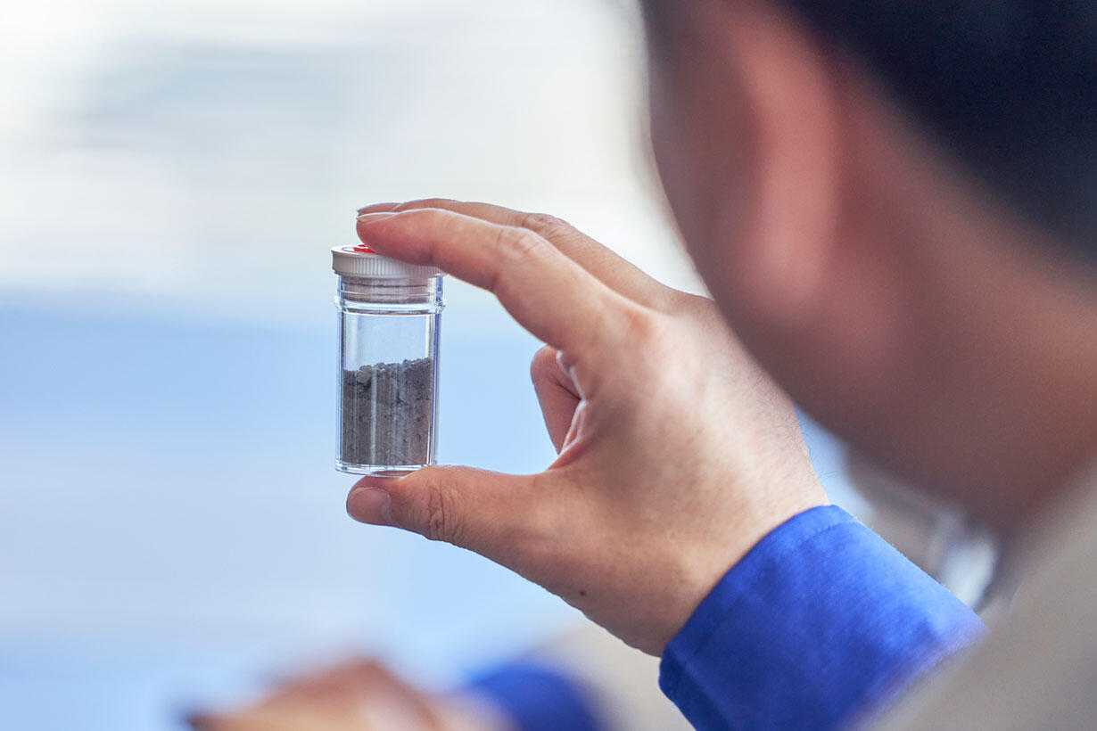 Das weltweit erste hochentropische Legierungspulver, das ausschließlich aus Edelmetallen besteht, eröffnet neue Horizonte auf dem Gebiet der Werkstoffe.